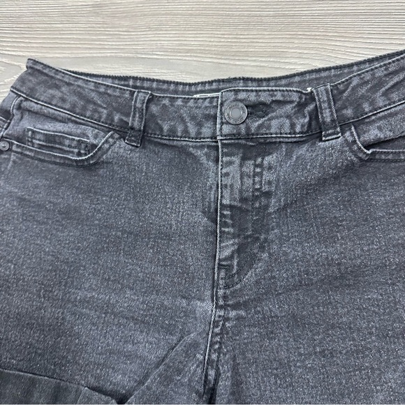 Noisy May Black Denim Shorts Rolled Hem L High Rise Casual Distressed - Picture 2 of 5